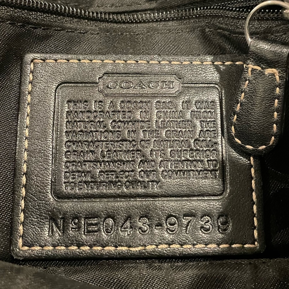 COACH Vintage Soho Buckle 9739 Black Leather Shoulder Bags With Matching Wallet - Picture 6 of 17